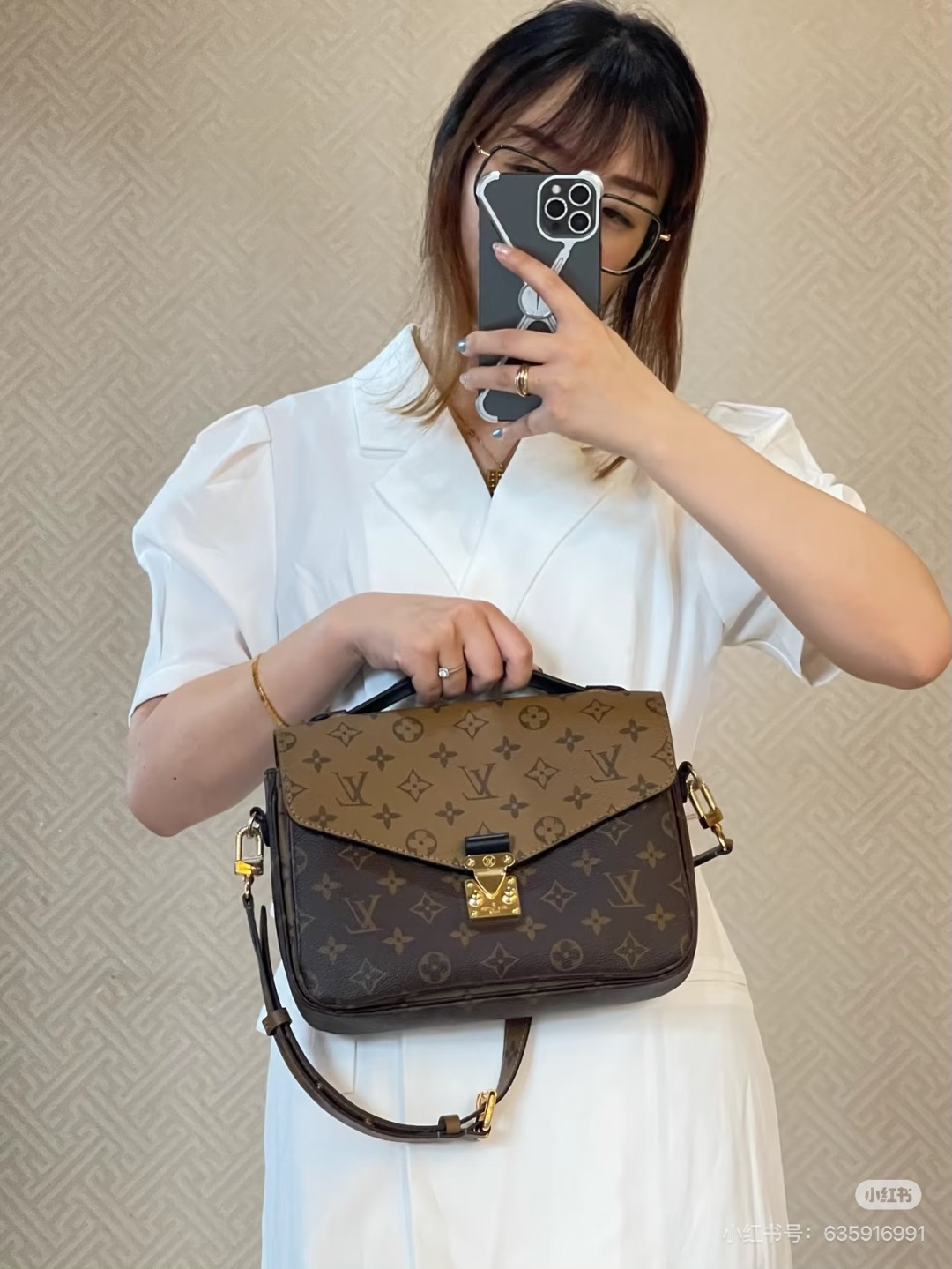 Louis Vuitton LV Luxury Designer Handbag | Luxury Designer Fashion Accessory